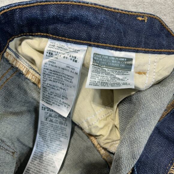 Levi's Women's Style 590‎ Bootcut Jeans Dark Wash Size 22W 36x32 - Picture 8 of 11